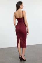 Trendyolmilla Bordo Astarlı Dantel Örme Midi Abiye Gece Mezuniyet Elbisesi TPRAW25EL00120