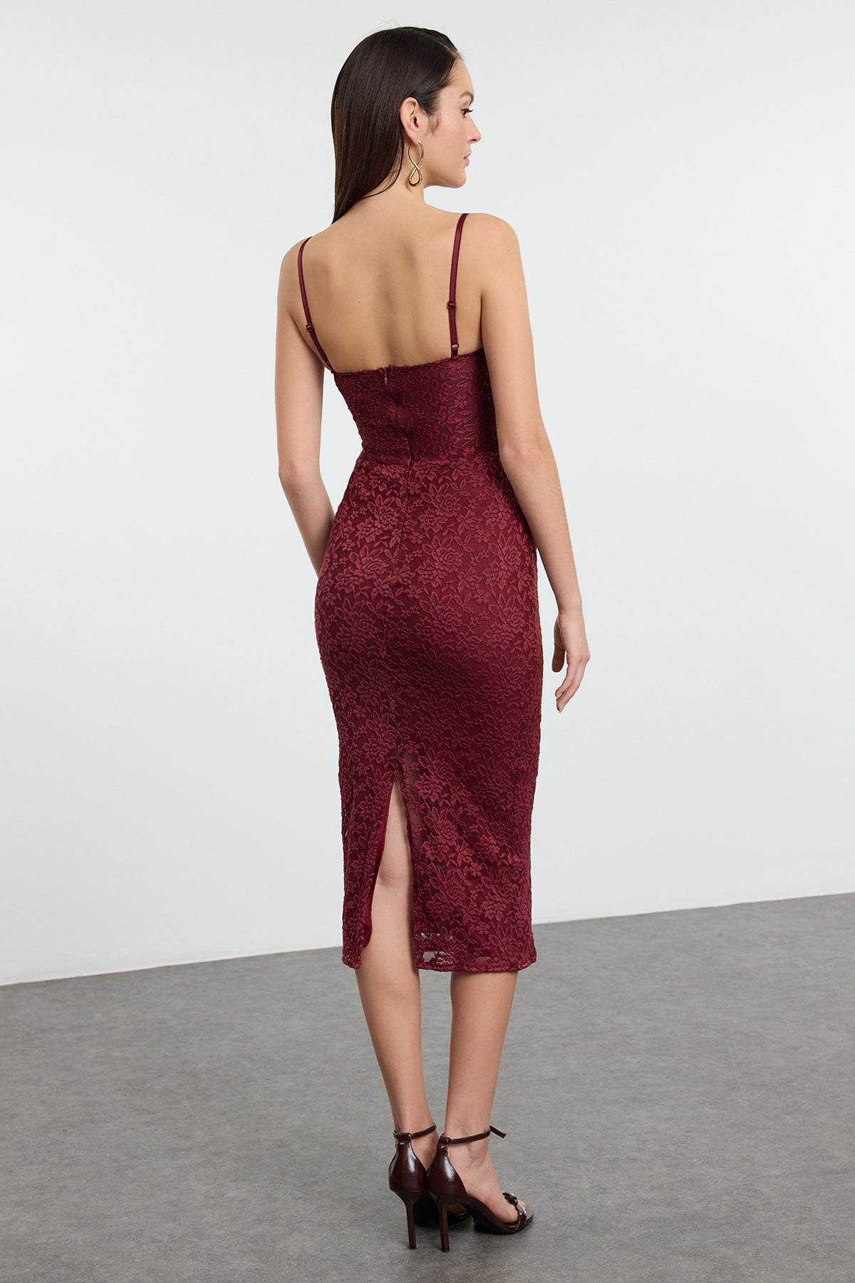 Trendyolmilla Bordo Astarlı Dantel Örme Midi Abiye Gece Mezuniyet Elbisesi TPRAW25EL00120
