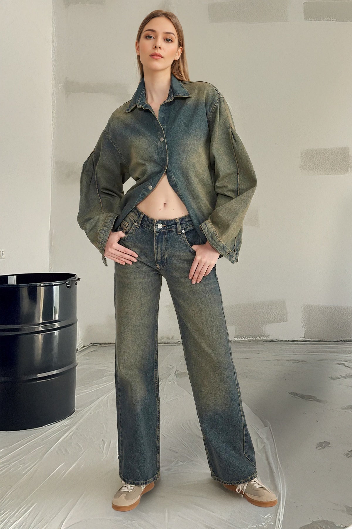 Koyu Mavi Premium Vintage Yıkama Efektli Düşük Bel Wide Leg Jeans TWOSS25JE00083