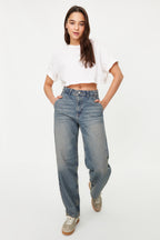 Koyu Mavi Soluk Efektli Vintage Düşük Bel Skater Baggy Jeans TWOSS24JE00052