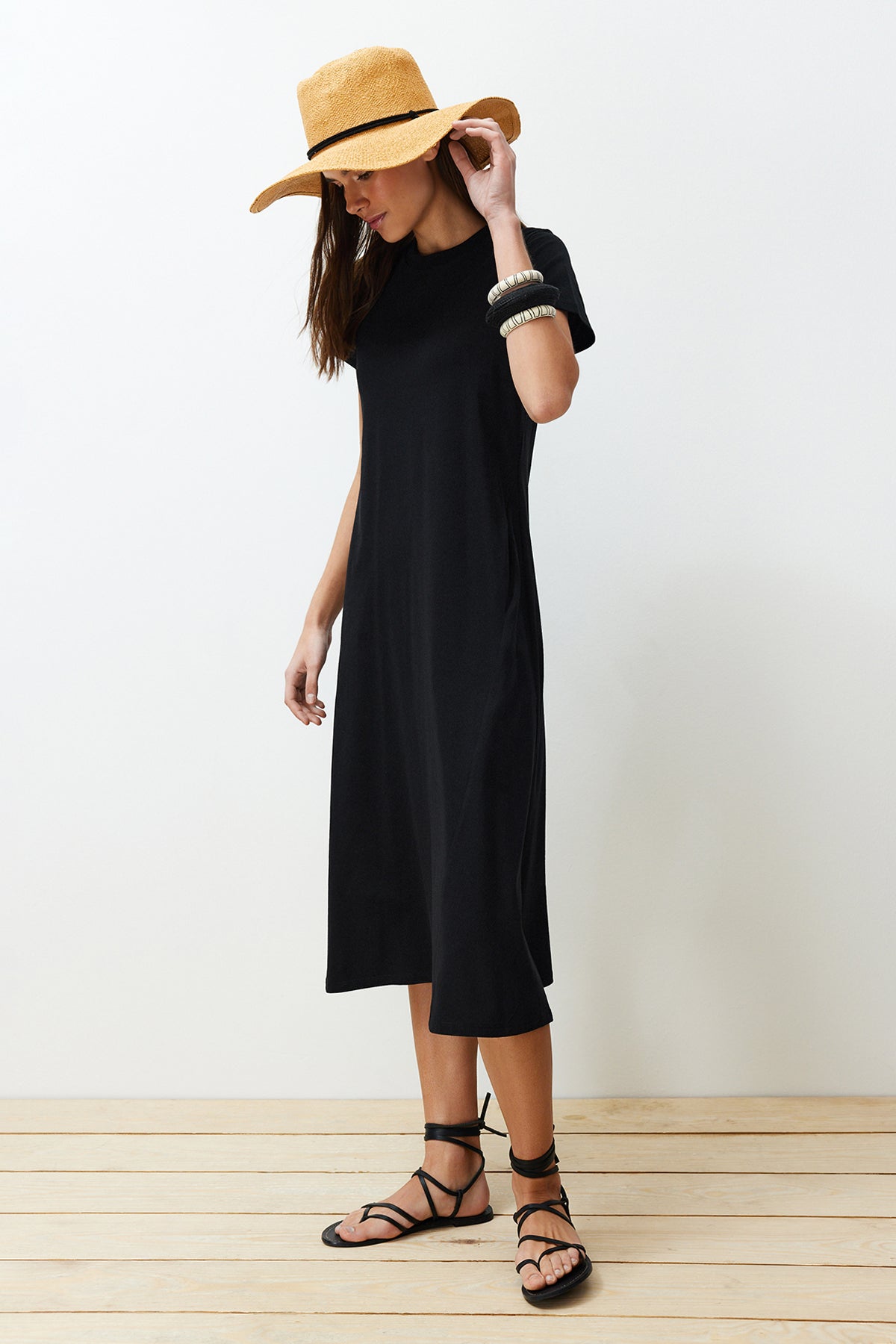 Trendyolmilla Haki Cepli Bisiklet Yaka A-Line Örme Midi Elbise TWOSS24EL00169