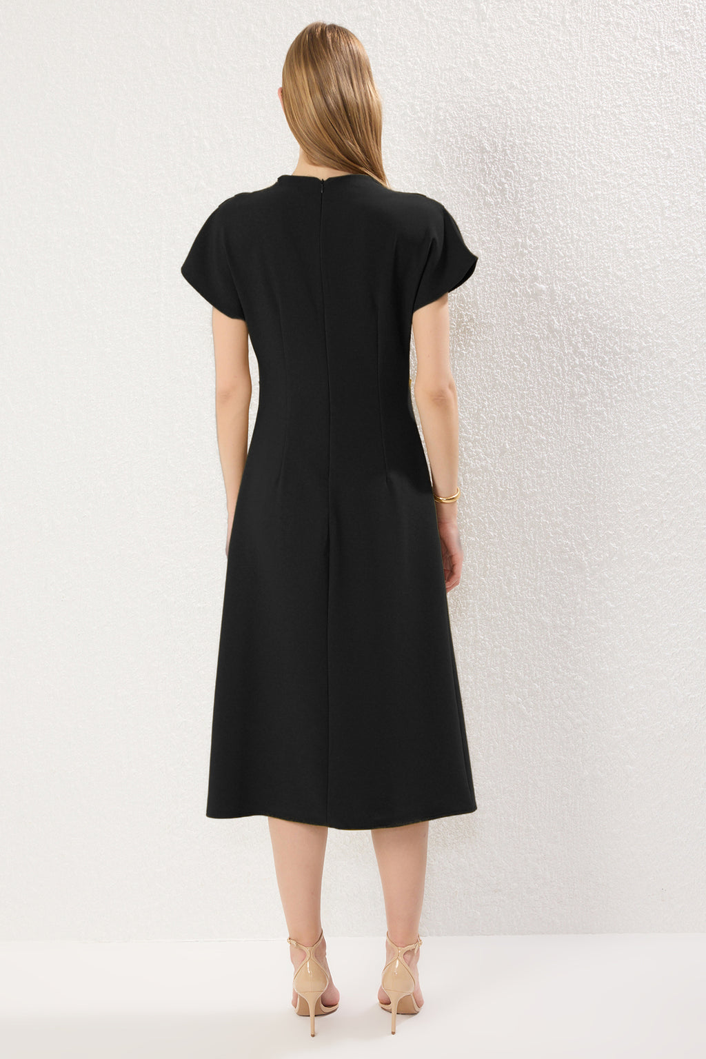 Trendyolmilla Siyah A Kesim Degaje Yaka Midi Dokuma Elbise TWOAW25EL00393