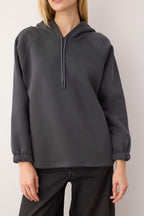 Trendyolmilla Ekru Kapüşonlu Kalın İçi Polarlı Örme Sweatshirt TWOAW26SW00129