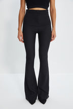 Siyah İspanyol Paça Flare Bootcut Dokuma Kumaş Pantolon TWOAW20PL0576