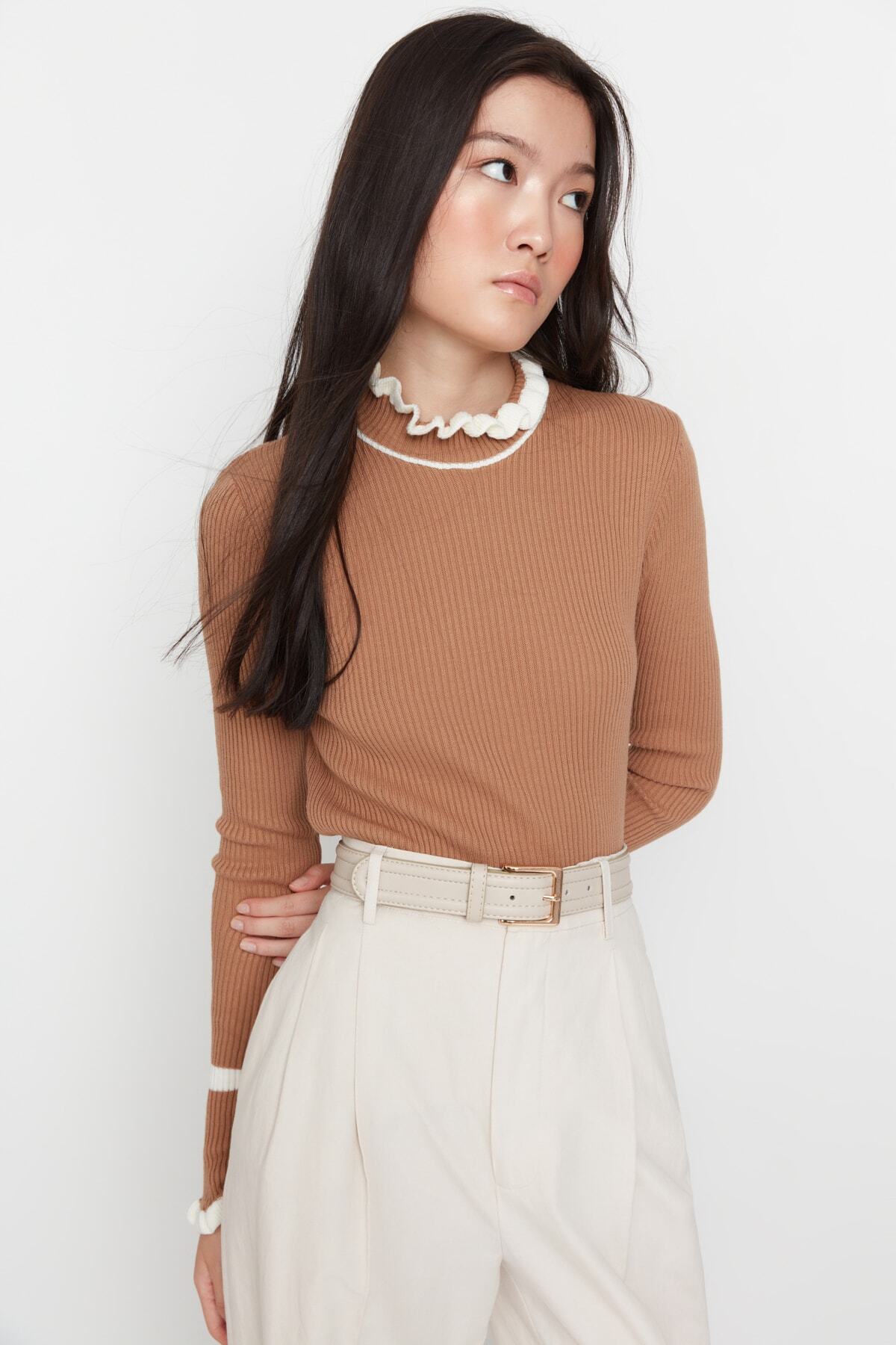 Trendyolmilla Camel Renk Bloklu Triko Kazak TWOAW22KZ1250