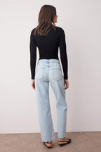 Trendyolmilla Gri Yüksek Bel Boru Paça Yeni Straight Jeans TWOAW26JE00060