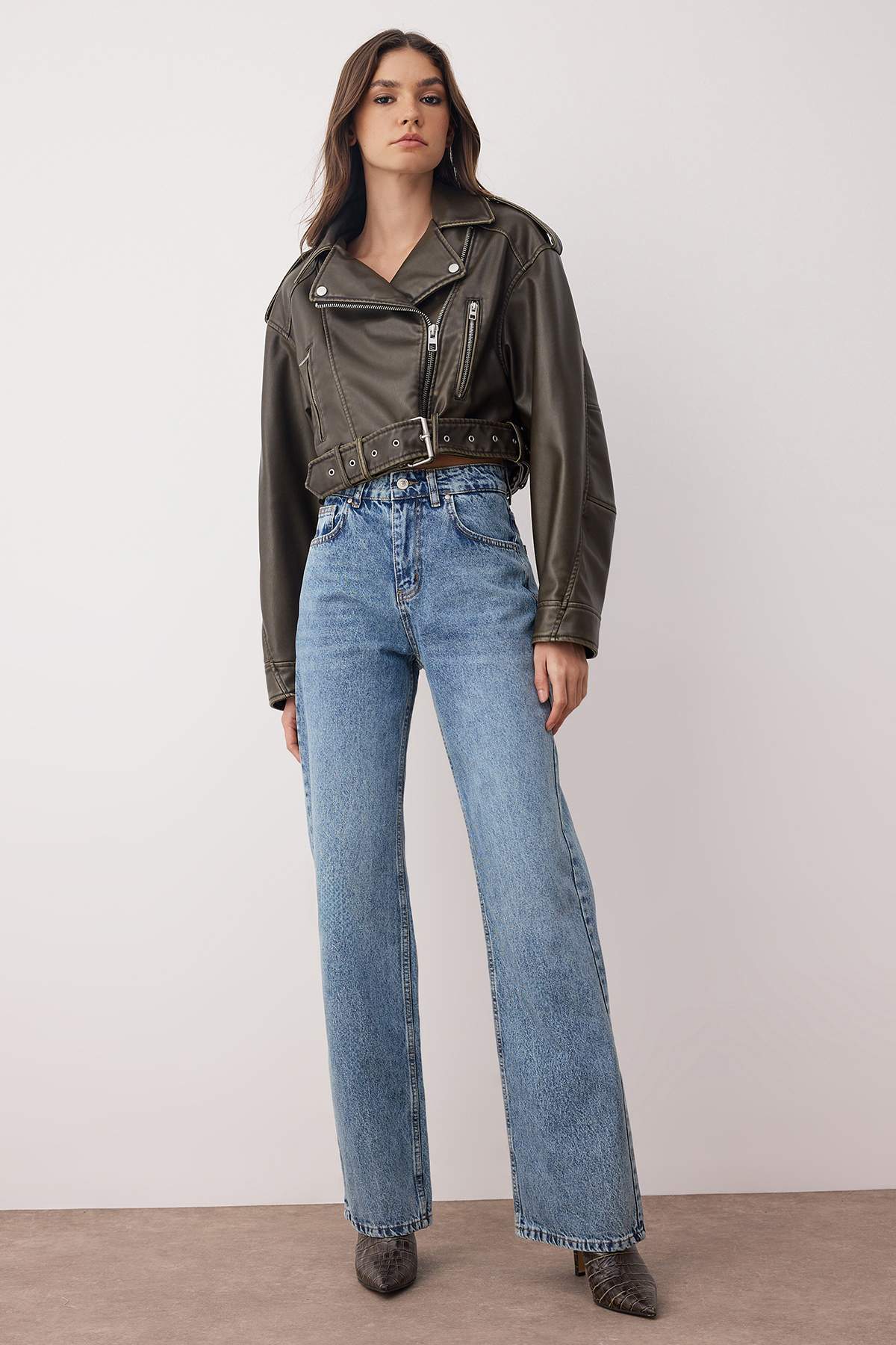 Trendyolmilla Antrasit Yüksek Bel Geniş Paça Wide Leg Jeans TWOAW26JE00083