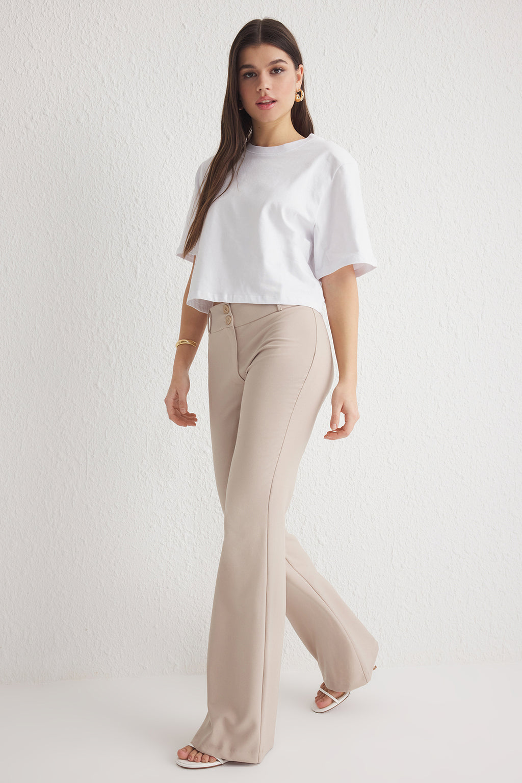 Trendyolmilla Vizon İspanyol Paça Normal Bel Dokuma Pantolon TWOSS25PL00065
