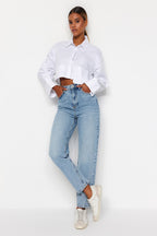 Trendyolmilla Mavi Yüksek Bel Mom %100 Pamuk Non-Stretch Jeans TWOAW24JE00076