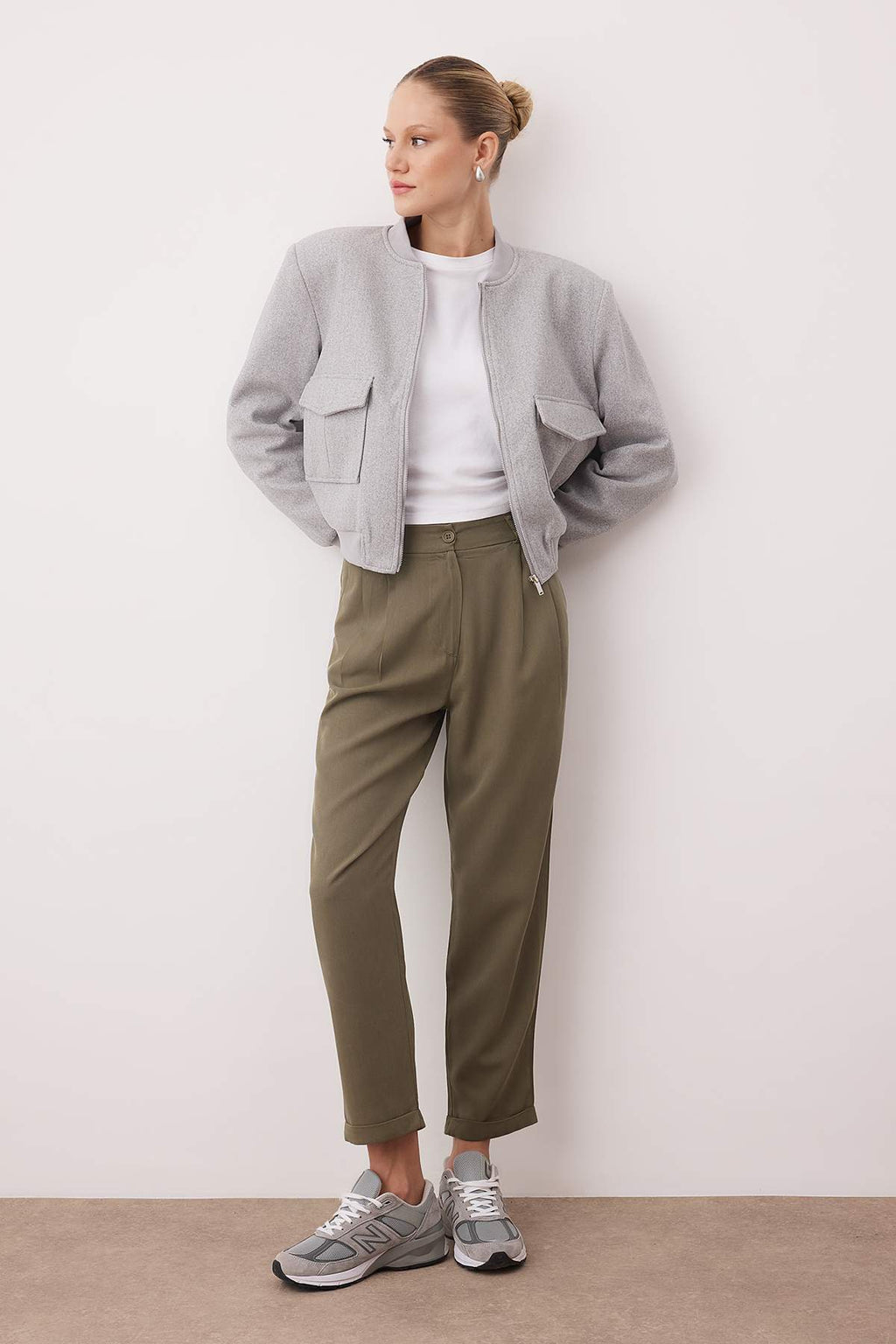 Haki Pilili Beli Lastikli Duble Paça Pantolon TWOAW26PL00125
