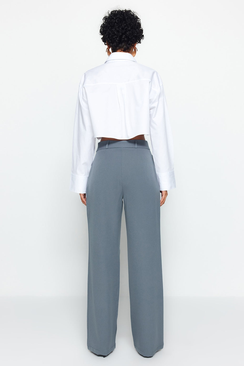 Trendyolmilla Ekru Yüksek Bel Wide Leg/Geniş Paça Pilili Dokuma Kumaş Pantolon TWOAW21PL0076