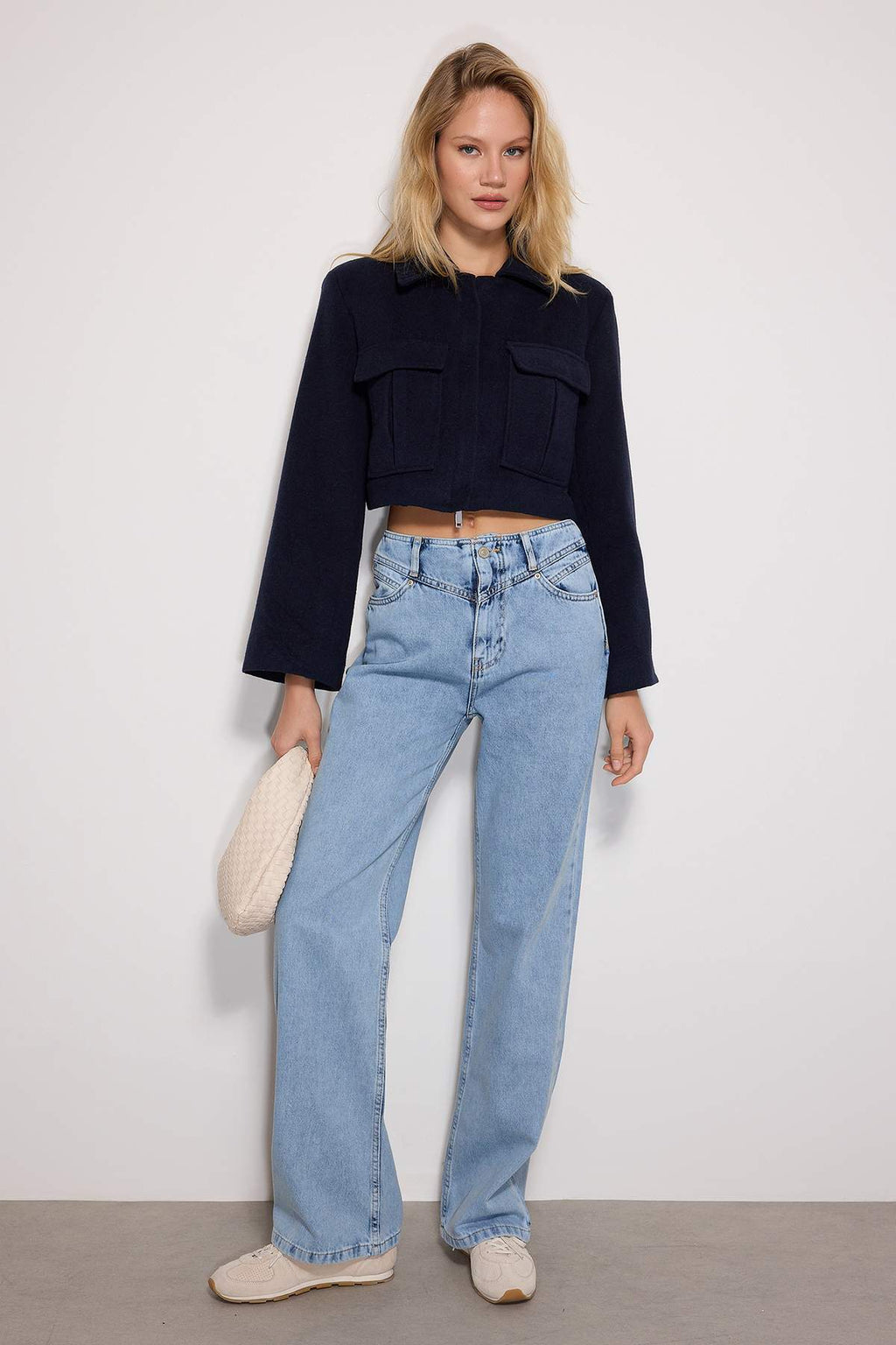 Trendyolmilla Koyu Mavi Bel Detaylı Yüksek Bel Wide Leg Jeans TWOSS21JE0385