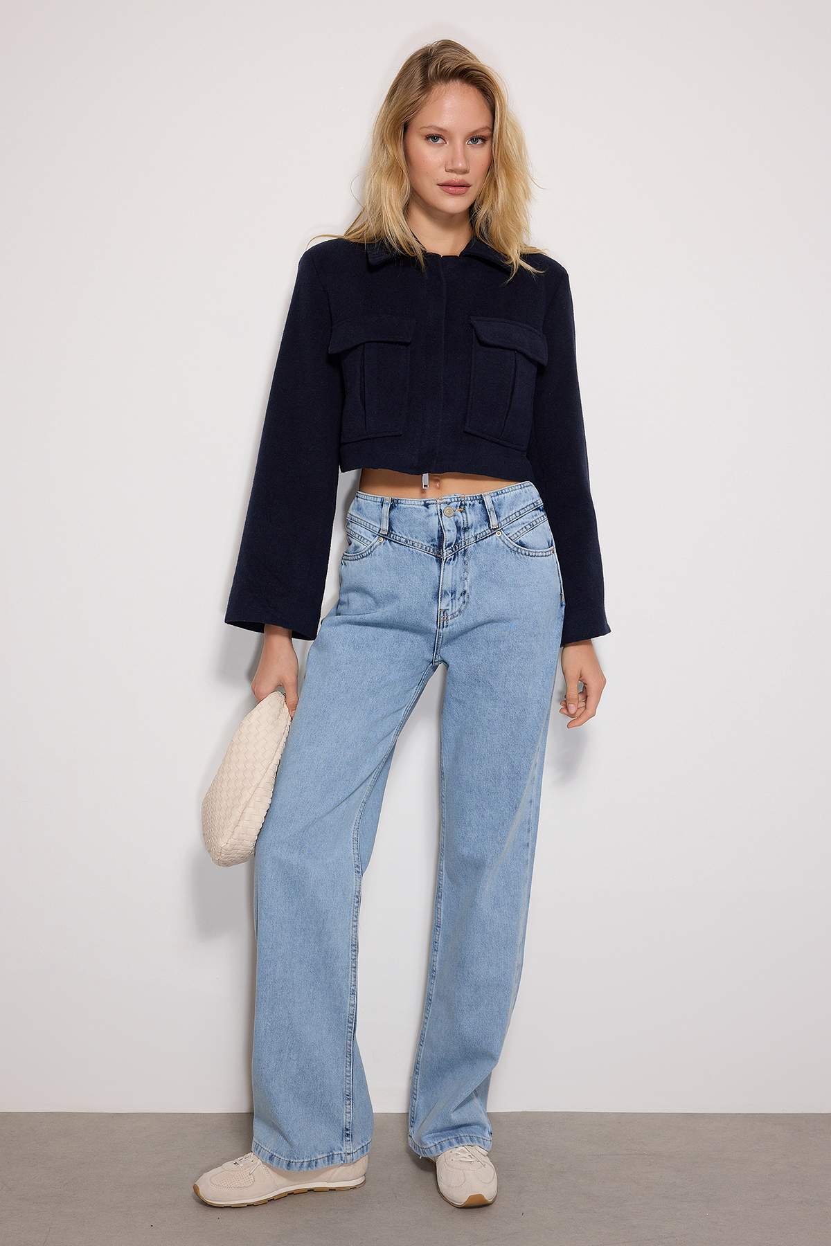 Trendyolmilla Koyu Mavi Bel Detaylı Yüksek Bel Wide Leg Jeans TWOSS21JE0385