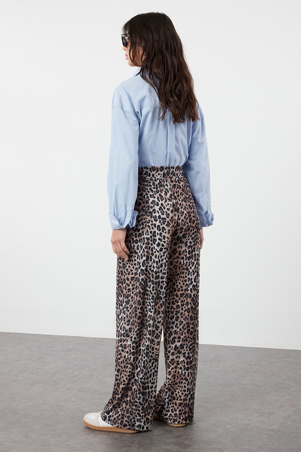 Trendyolmilla Lacivert Wide Leg/Rahat Kesim Yüksek Bel Esnek Pantolon TWOSS23PL00129