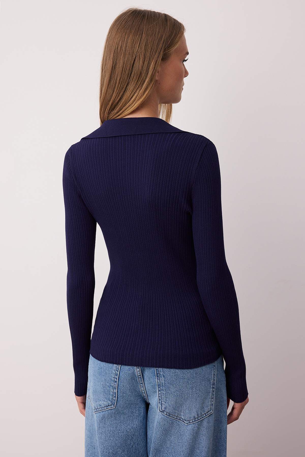 Trendyolmilla Wardrobe Essentials Yağ Yeşili Fitted/Vücuda Oturan Merserize Görünümlü Triko Hırka TWOAW26HI00113