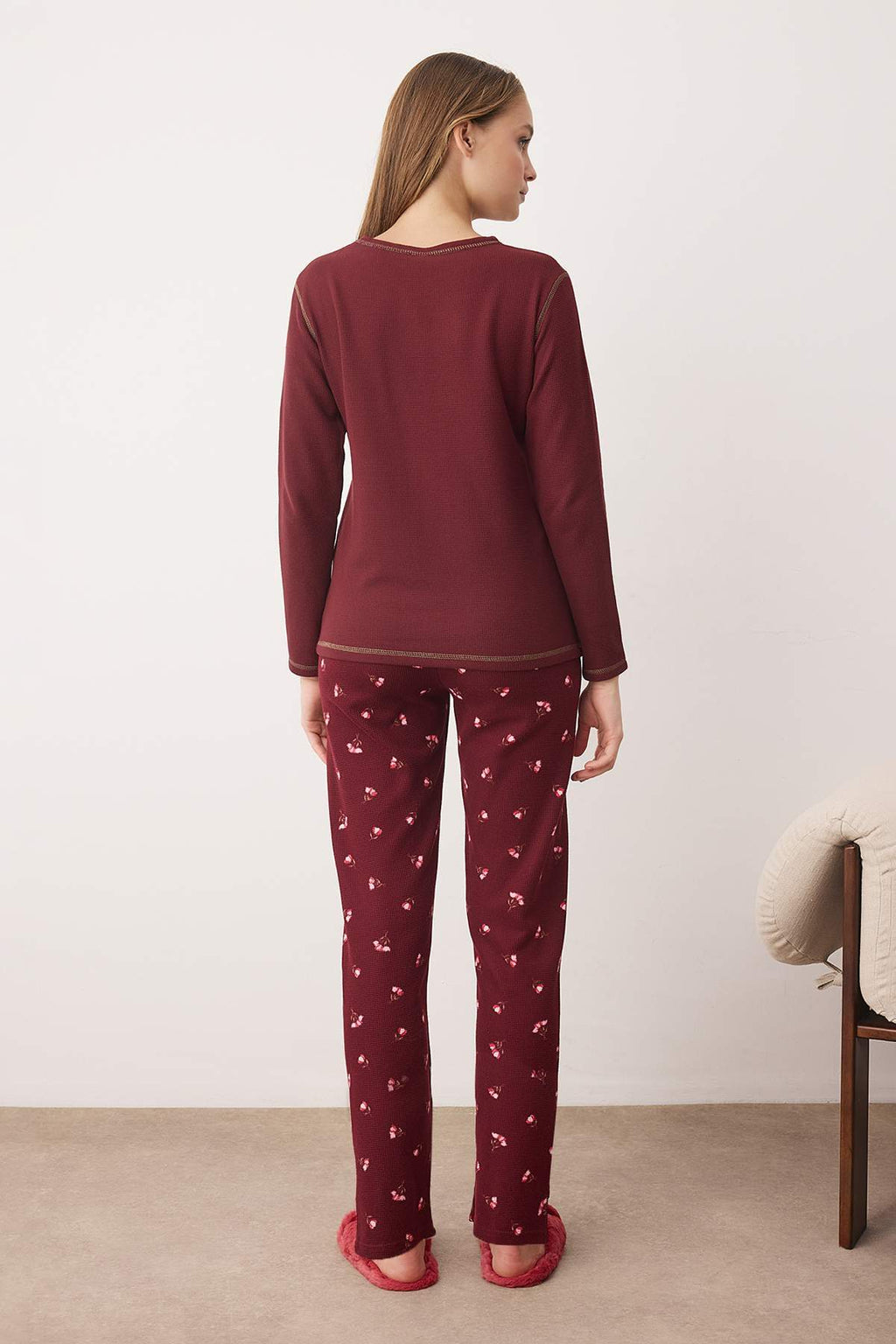 Trendyolmilla Bordo Kurdele/Fiyonklu Yumuşak Kışlık Waffle Örme Pijama Takımı THMAW26PT00187