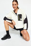 Ekru Renk Bloklu Paraşüt Kumaş Detaylı Peluş Geniş Kalıp Örme Spor Sweatshirt THMAW24SW00009