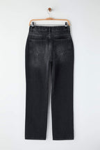 Trendyolmilla Antrasit Yüksek Bel Asimetrik Kapama Bel Detaylı Straight/Düz Kesim/Boru Paça Jeans TWOAW26JE00132