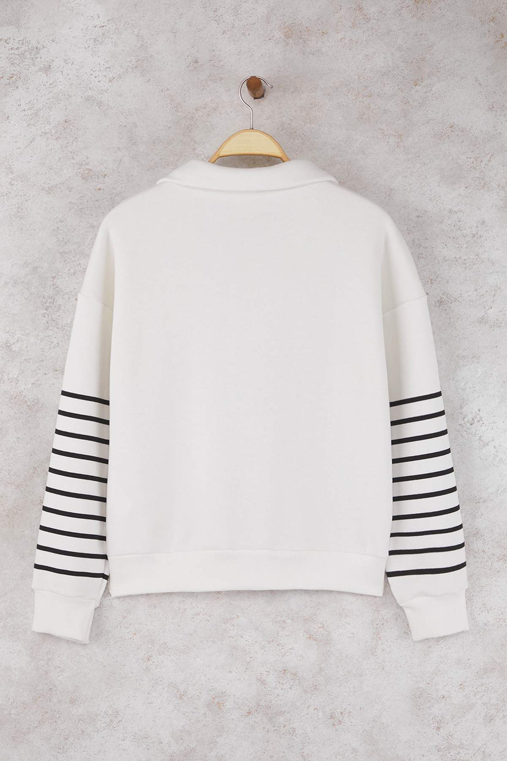 Trendyolmilla Lacivert Çizgili Oversize/Geniş Kalıp Fermuarlı Kalın İçi Polarlı Örme Sweatshirt TWOAW26SW00044