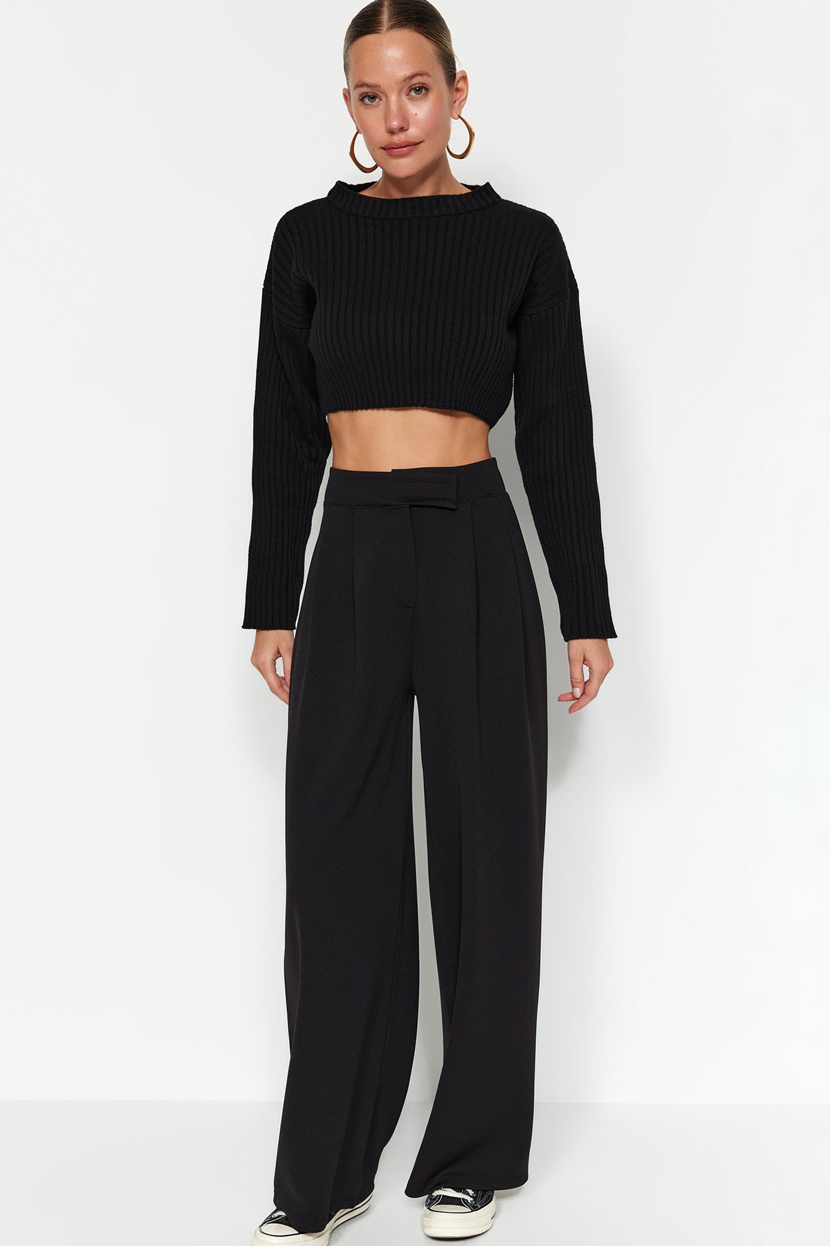 Trendyolmilla Yunus Gri Cırt Cırt Kapamalı Yüksek Bel Pileli Wide Leg/Geniş Kesim Örme Pantolon TWOAW24PL00177