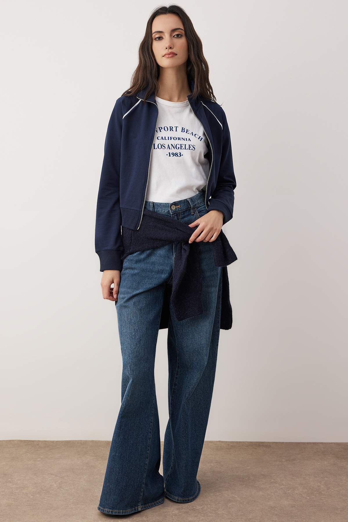 Lacivert Fitted/Vücuda Oturan Biyeli Full Fermuarlı Örme Sweatshirt TWOAW26SW00190 Secondary image