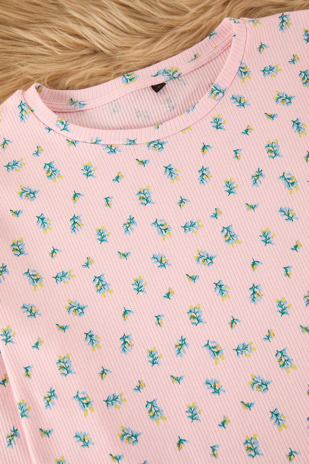 Trendyolmilla Pembe Yumuşak Tuşe Pamuklu Çiçekli Fitilli Örme Pijama Takımı THMAW25PT00194