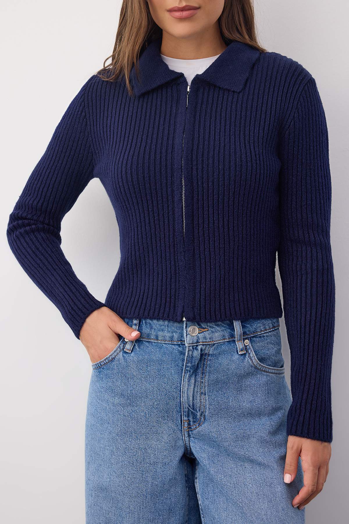 Trendyolmilla Wardrobe Essentials Gri Yumuşak Dokulu Fermuarlı Triko Hırka | TWOAW26HI00177