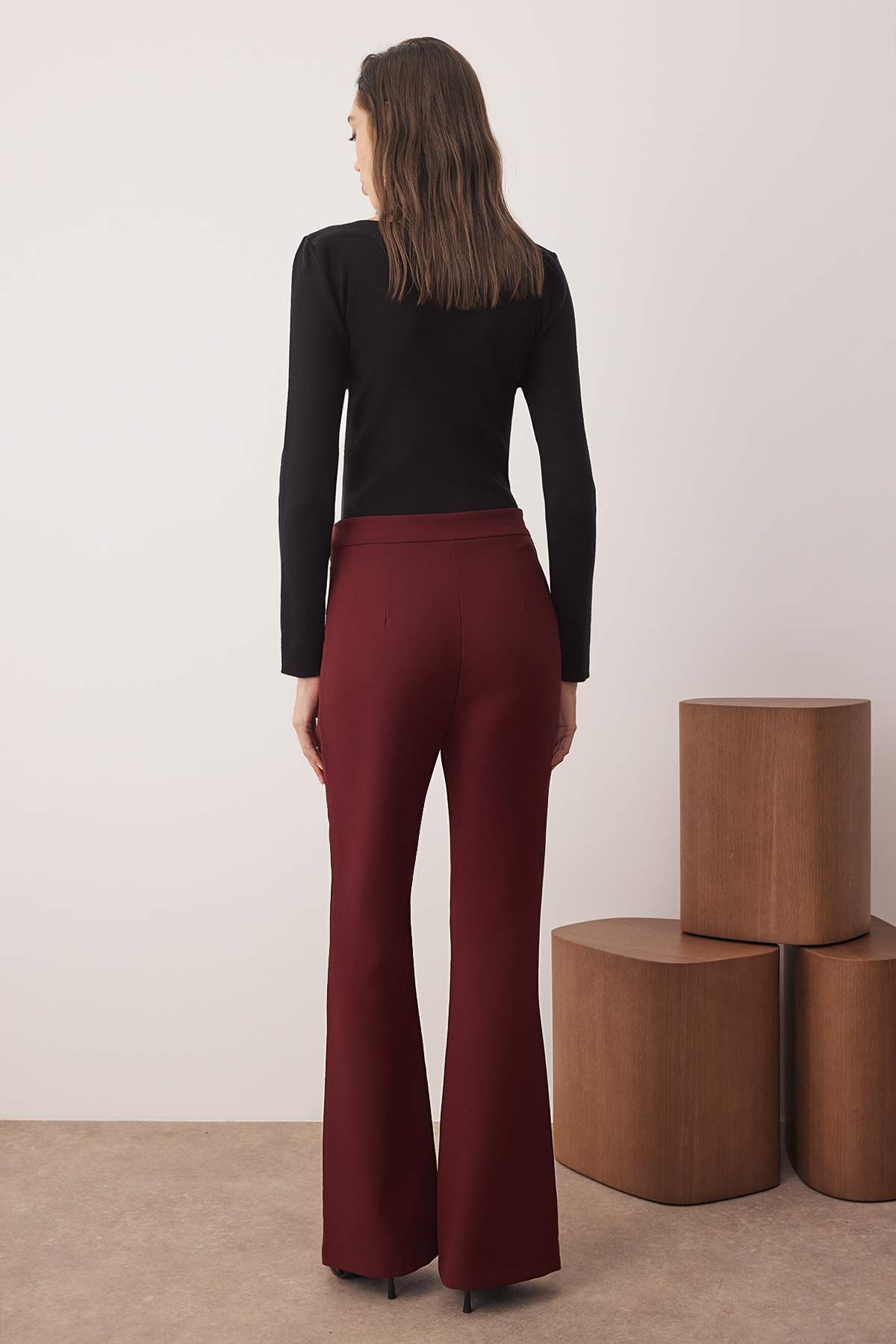 Trendyolmilla Gri İspanyol Paça Flare Bootcut Dokuma Kumaş Pantolon TOFAW19BB0581