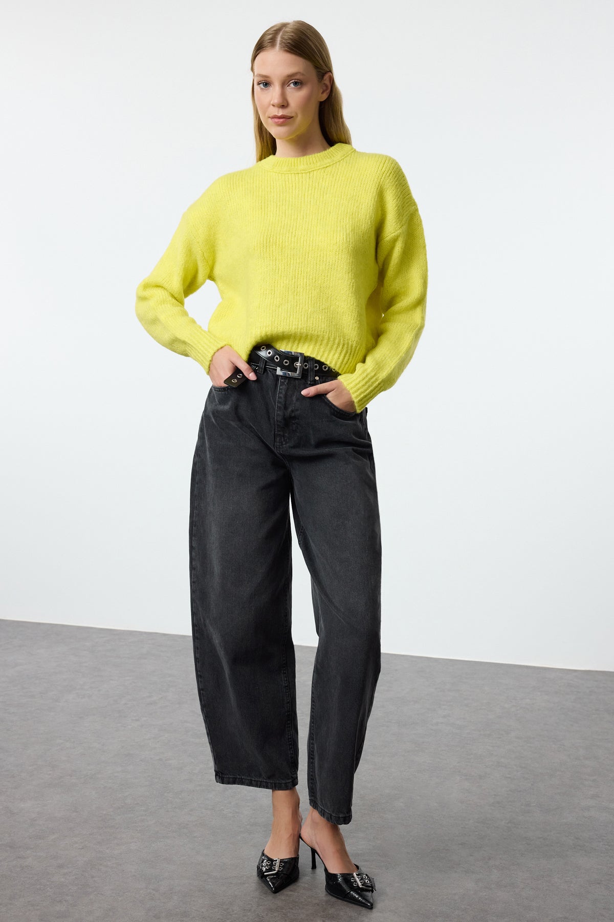 Trendyolmilla Lime Geniş Kalıp Yumuşak Dokulu Basic Triko Kazak TWOAW23KZ00185