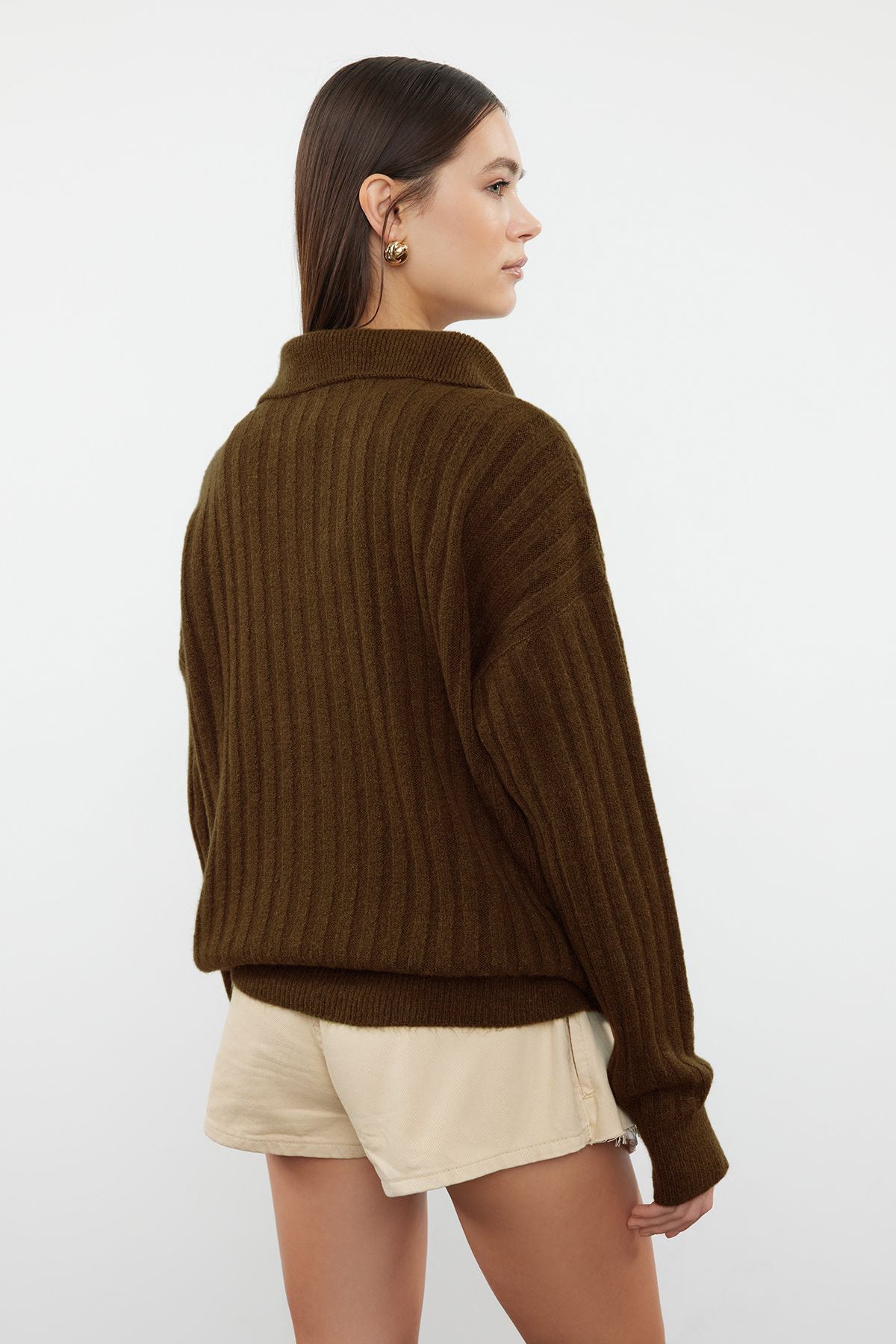 Trendyolmilla Gri Yumuşak Dokulu Polo Yaka Triko Kazak TWOAW24KZ00678