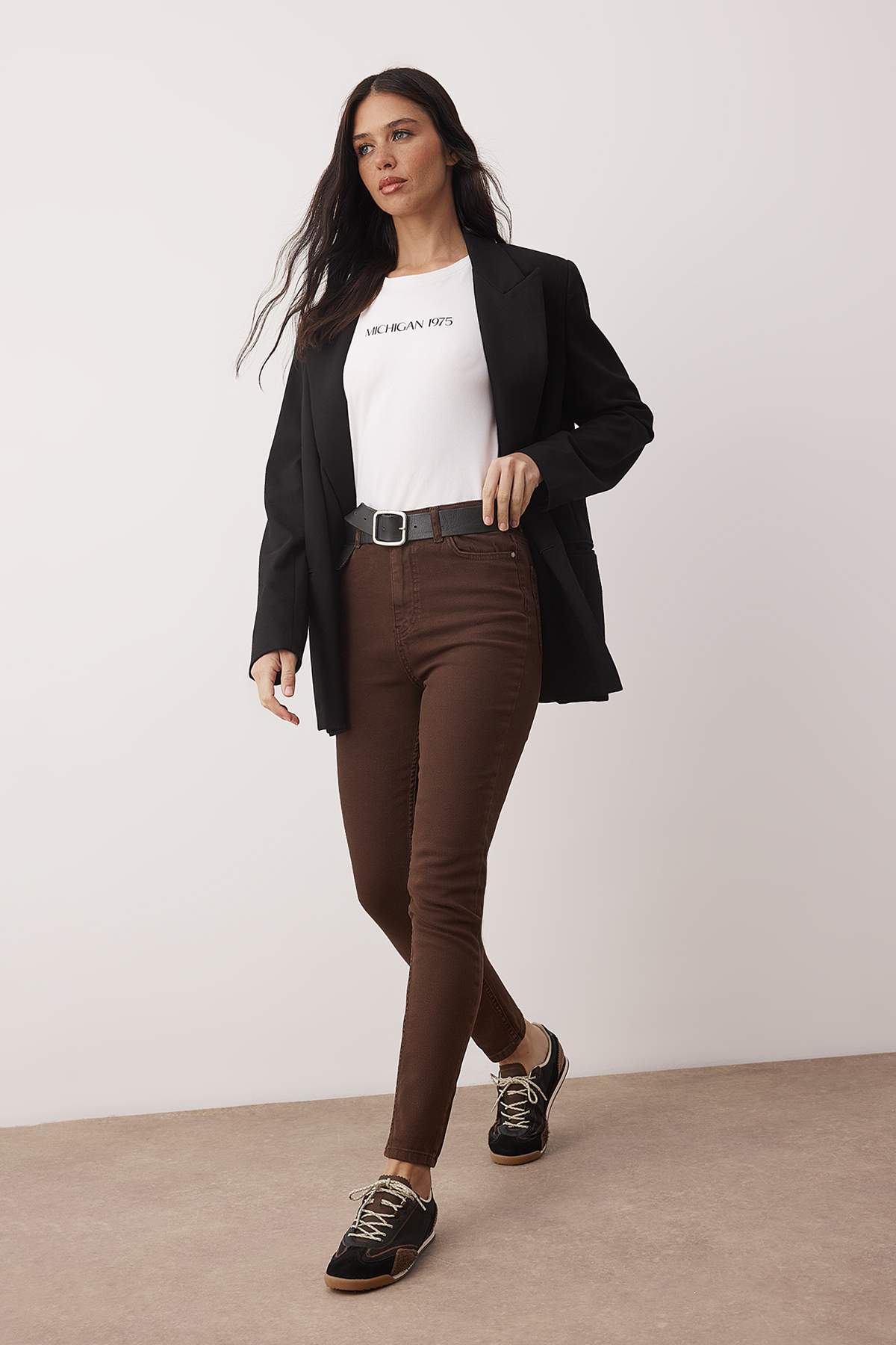 Trendyolmilla Kahverengi Yüksek Bel Esnek Skinny Jeans TWOAW24JE00068 Secondary image