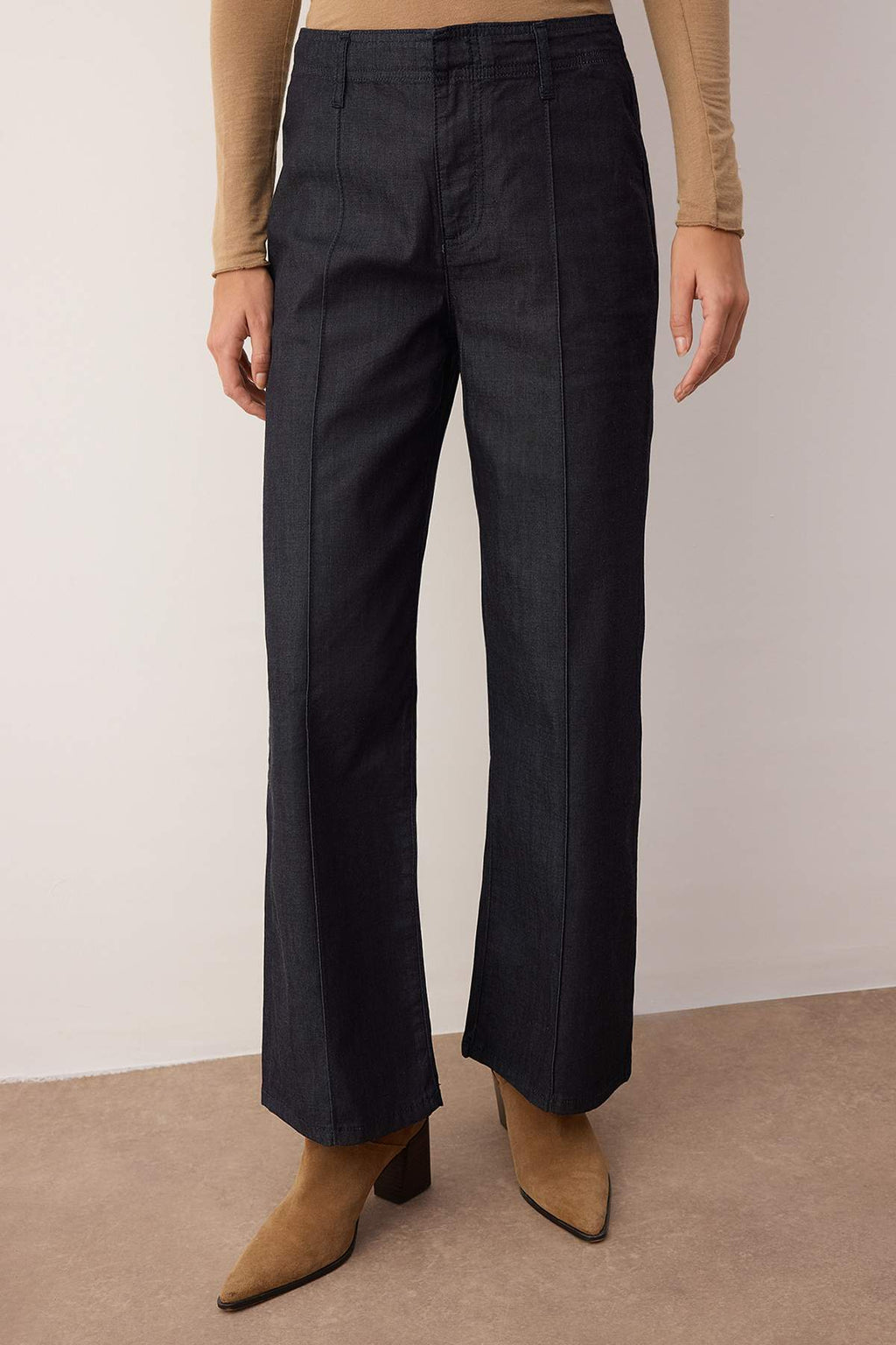 Koyu Mavi Nervür Detaylı Yüksek Bel Comfort/Esnek Wide Leg Jeans TWOAW26JE00140
