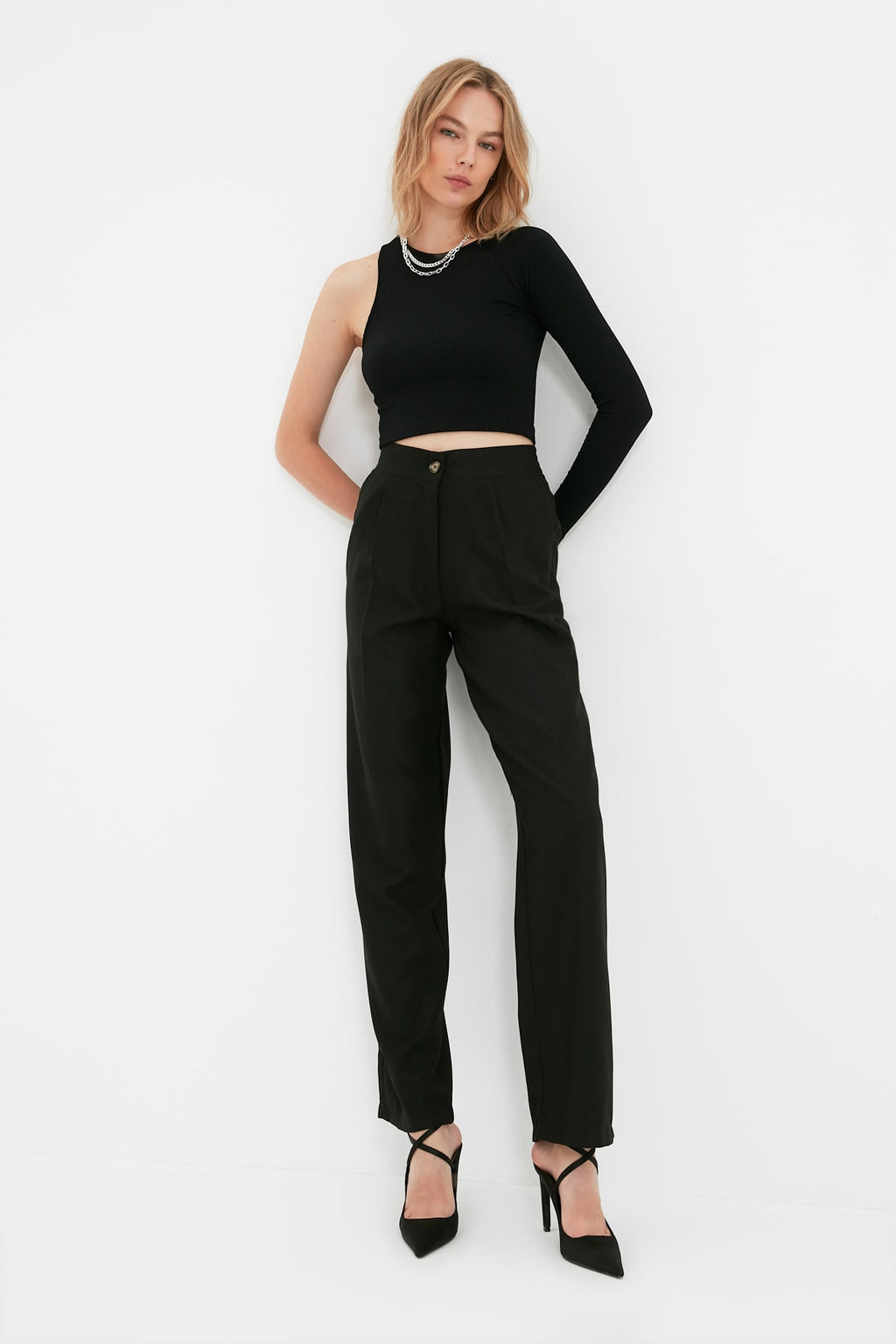 Siyah Straight/Düz Kesim Dokuma Kumaş Pantolon TWOAW22PL0321