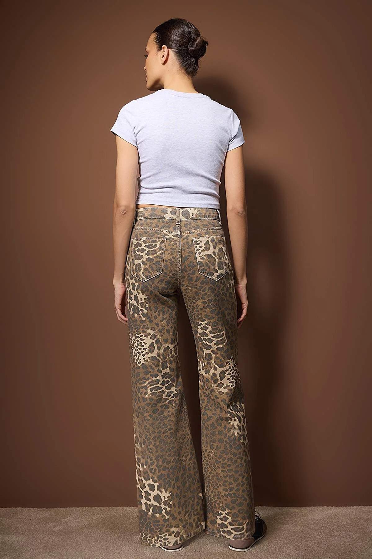 Çok Renkli Leopar Desenli Yüksek Bel Wide Leg Jeans TWOAW26JE00291