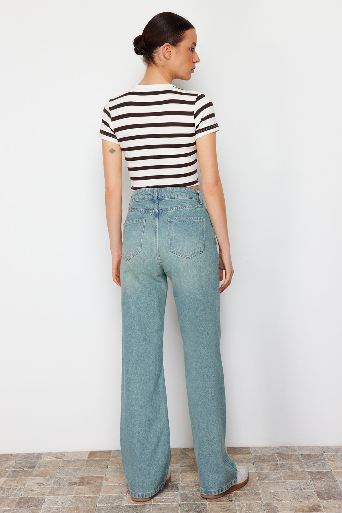 Mavi Soluk Efekt Vintage Yüksek Bel Wide Leg Geniş Paça %100 Pamuk Non-Stretch Jeans TWOSS23JE00166