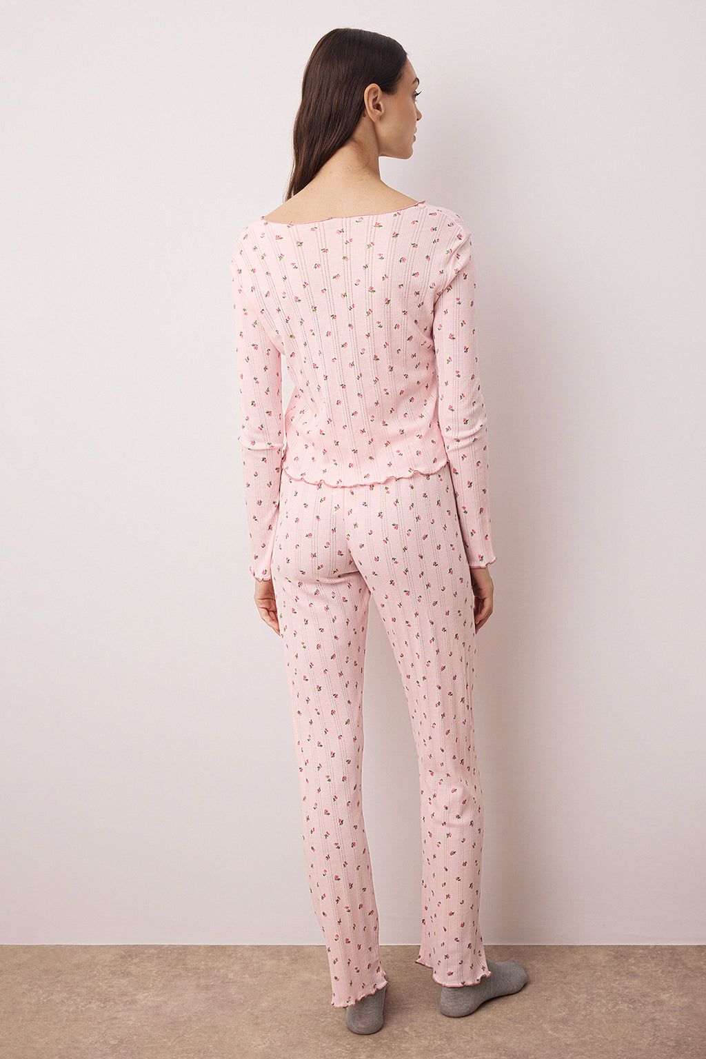 Trendyolmilla Ekru-Kahverengi %100 Pamuklu Ayıcıklı Kurdeleli Fitilli/Pointel Örme Pijama Takımı THMAW26PT00070