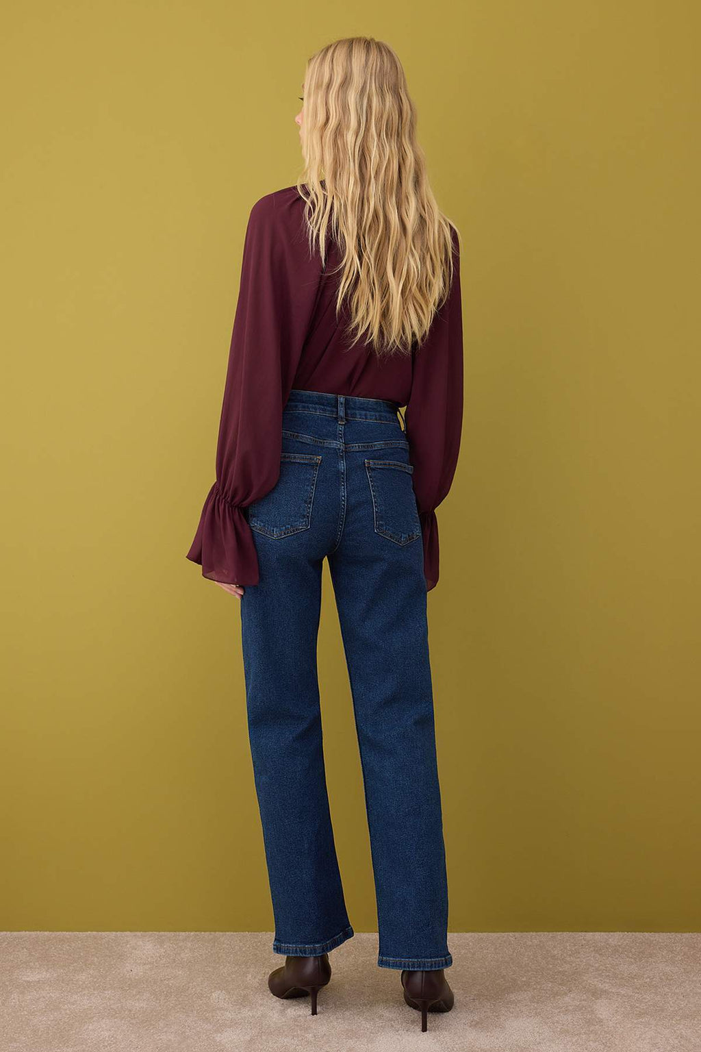 Koyu Mavi Yüksek Bel Comfort/Esnek/Rahat Straight Düz Kesim Boru Paça Jeans TWOAW26JE00062