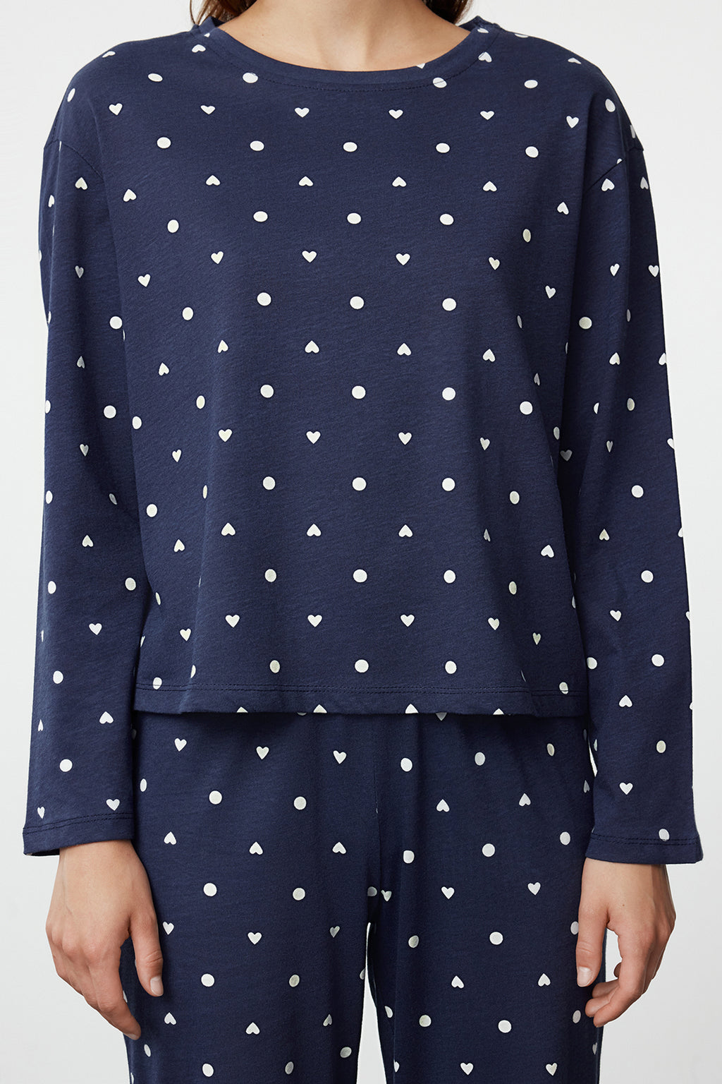 Trendyolmilla Kahverengi %100 Pamuklu Puantiye ve Kalpli Örme Pijama Takımı THMAW25PT00039