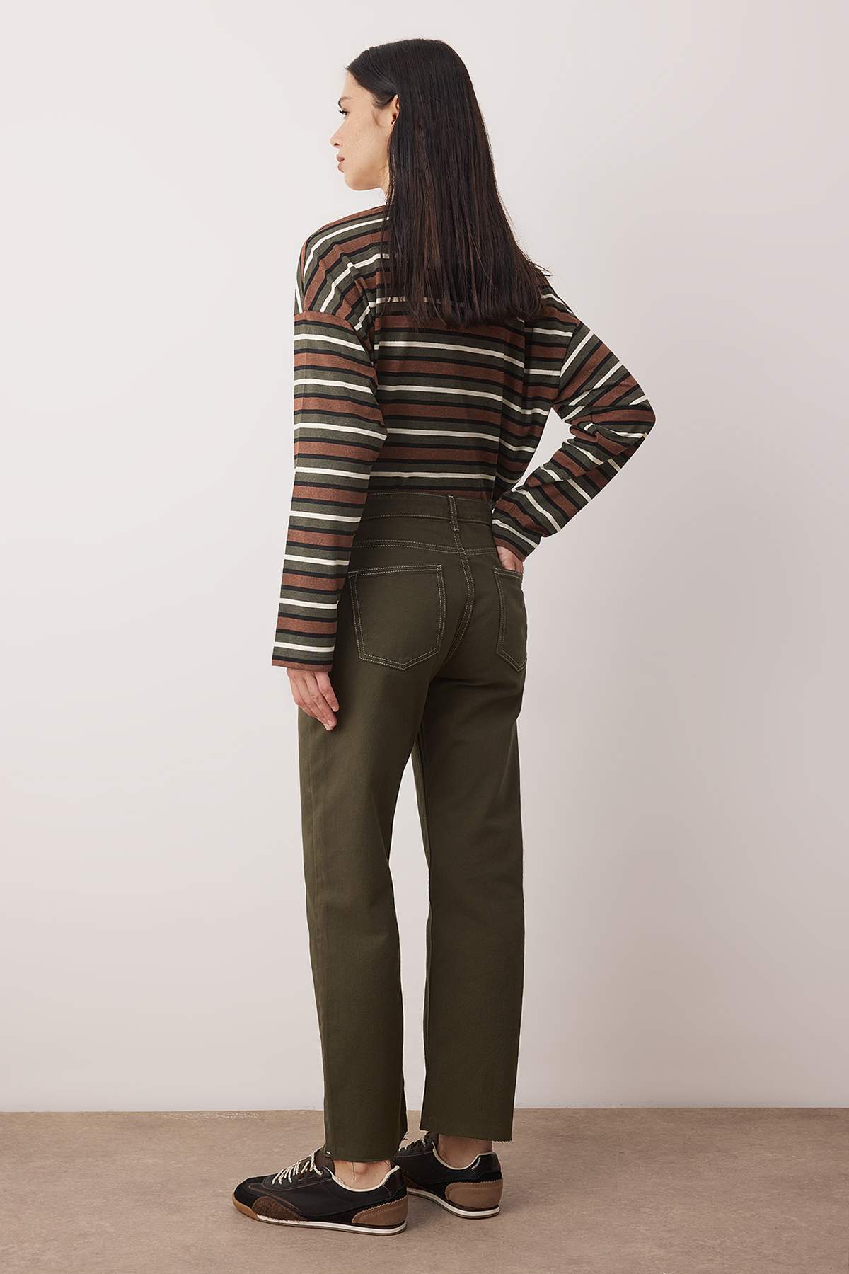 Trendyolmilla Haki Paçası Kesikli Yüksek Bel Straight Jeans TWOAW25JE00307