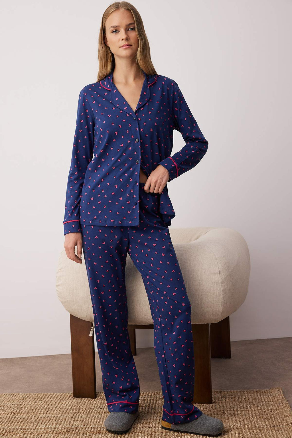 Trendyolmilla Bej %100 Pamuklu Kalpli Biyeli Örme Pijama Takımı THMAW24PT00103