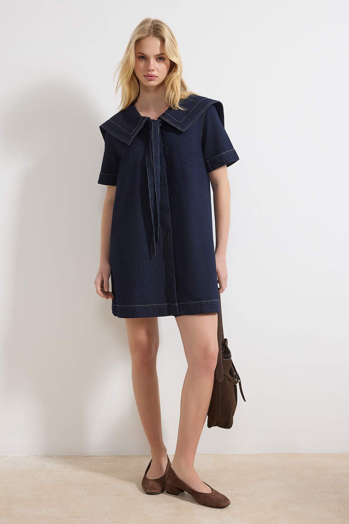 Mavi Bebe Yaka Detaylı %100 Pamuk Mini Denim Elbise TWOSS26EL00041 Main image