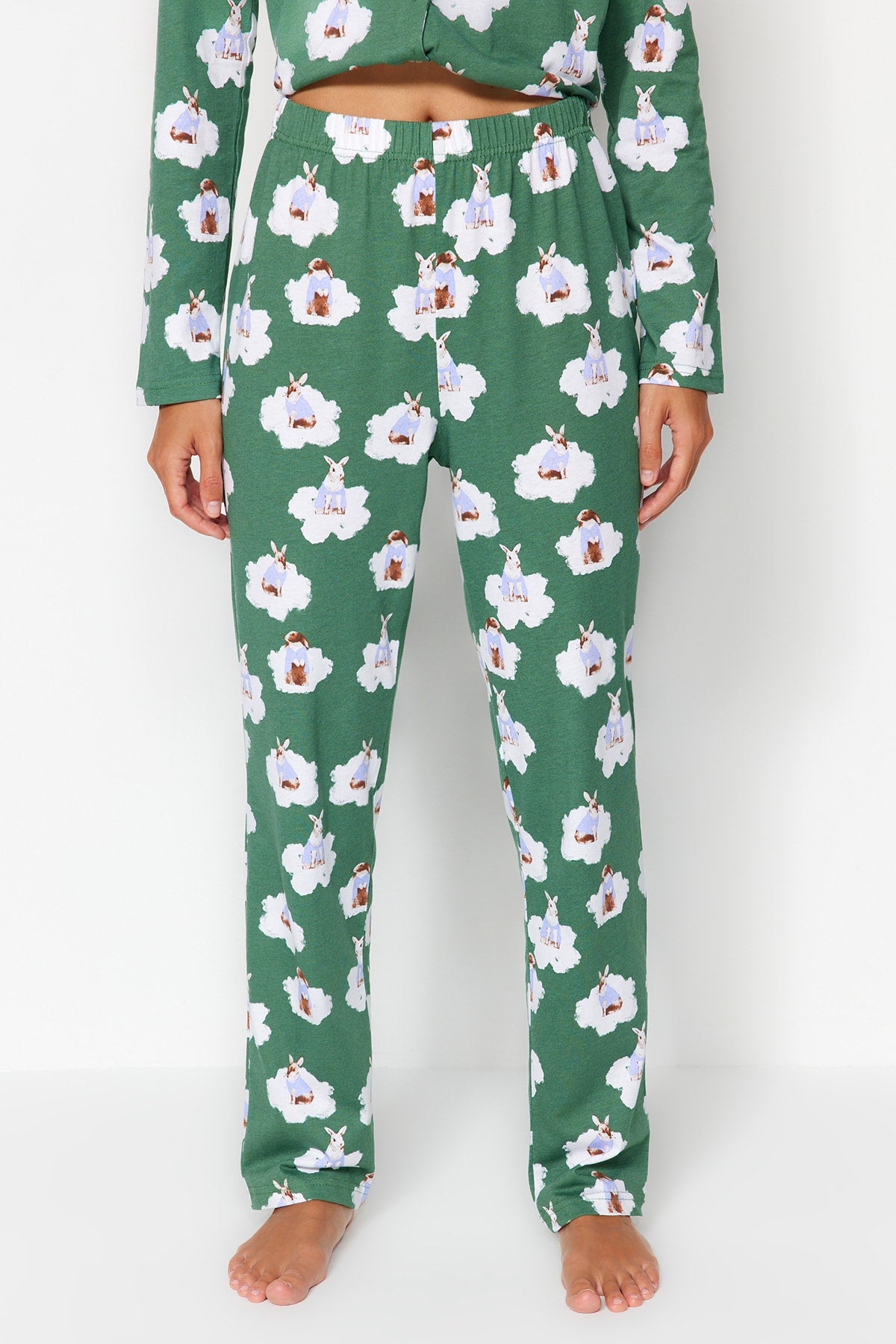 Trendyolmilla Koyu Yeşil %100 Pamuklu Tavşan Desenli Gömlek-Pantolon Örme Pijama Takımı THMAW24PT00002