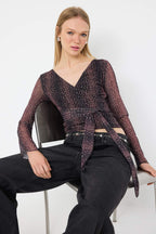 Trendyolmilla Teen Kahverengi Animal Anvelop Fitted/Vücuda Oturan Örme Bluz TWOAW26BZ00226