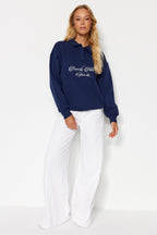 Trendyolmilla Sarı Gömlek Yaka Nakışlı Regular Fit Kalın İçi Polarlı Örme Sweatshirt TWOAW24SW00182