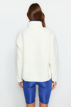 Trendyolmilla Beyaz Peluş Örme Spor Sweatshirt THMAW23SW00021