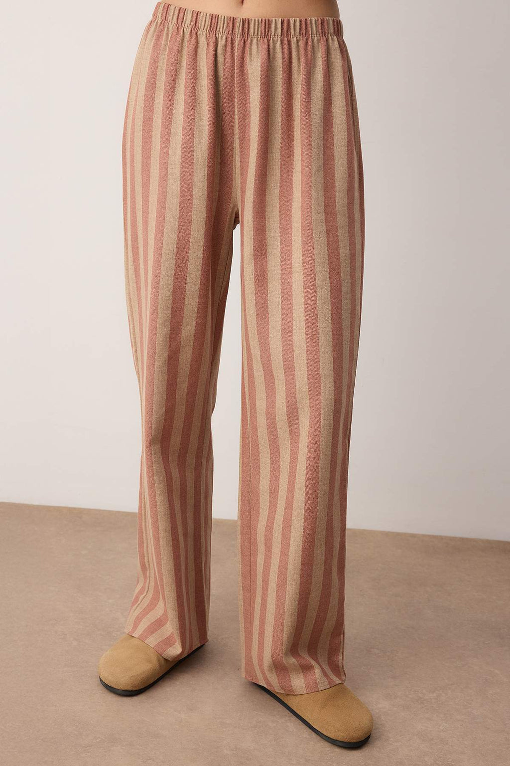 Trendyolmilla Lila-Çok Renkli Pamuklu Kalın/Kışlık Ekoseli Flanel Dokuma Pijama Takımı THMAW26PT00196