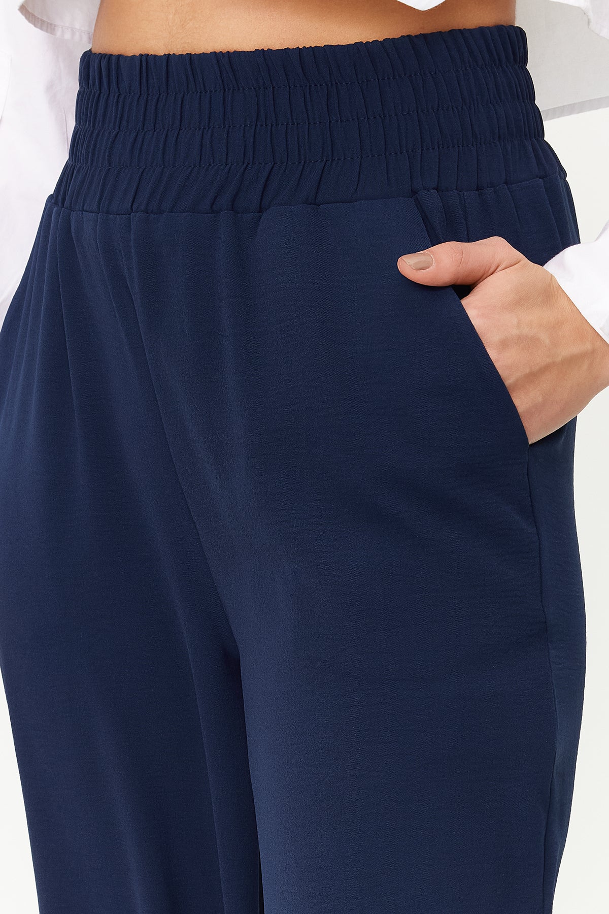 Trendyolmilla Lacivert Wide Leg/Geniş Paça Beli Lastikli Dokuma Pantolon TWOSS22PL00024