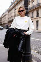 Trendyolmilla Ekru Kalın İçi Polarlı Göğüs ve Sırt Kabartma Baskılı Oversize Örme Sweatshirt TWOAW24SW00226