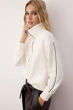 Trendyolmilla Kahverengi Fermuarlı Polo Yaka Şerit Detaylı Regular/Normal Kesim Örme Sweatshirt TWOAW26SW00034