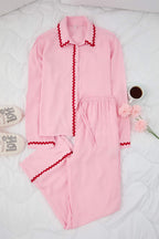 Pembe Şerit Detaylı Viskon Dokuma Pijama Takımı THMAW26PT00144